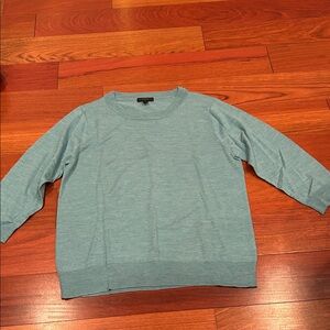 Ladies blue lightweight 3/4 sleeve crewneck sweater